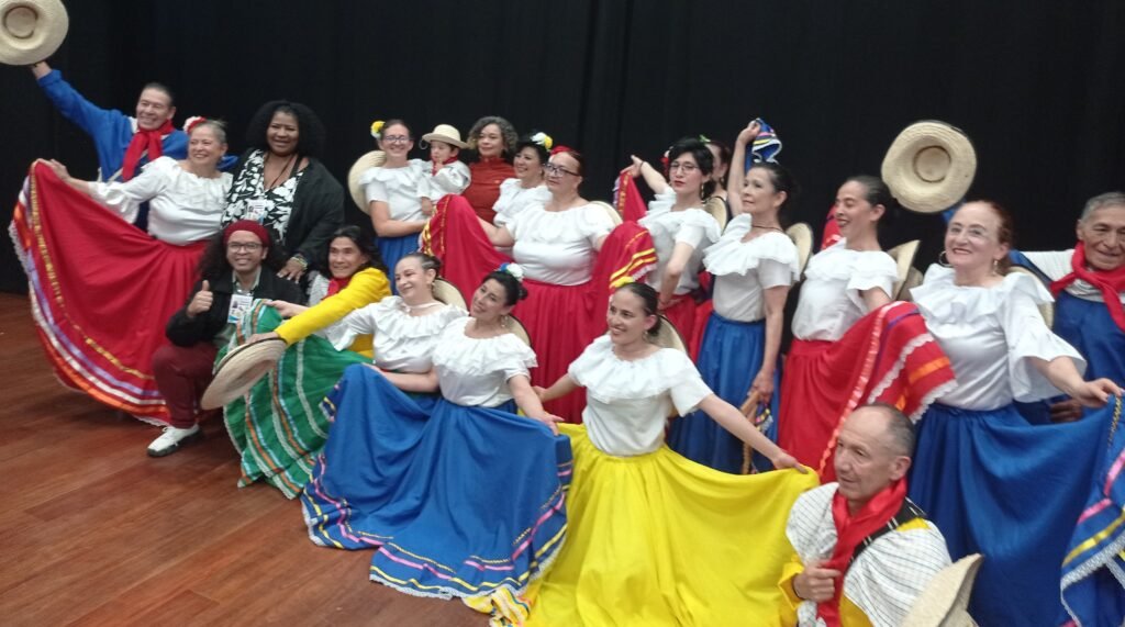 Descubre el Encanto de la Danza Folclórica Colombiana